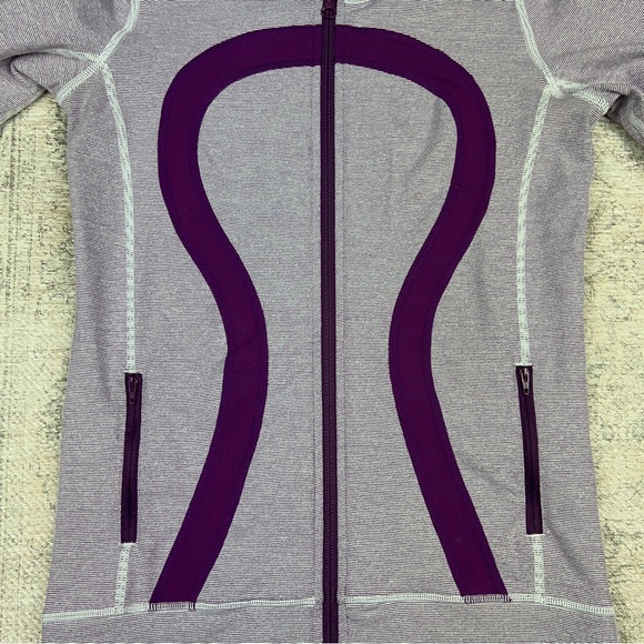 Lululemon In Stride Jacket - Picture 3 of 5